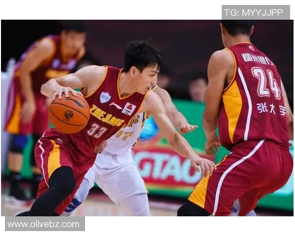 武汉篮球队与南京篮球队的耐力较量赛后分析与反思 武汉篮球队与南京篮球队的耐力较量赛后分析与反思